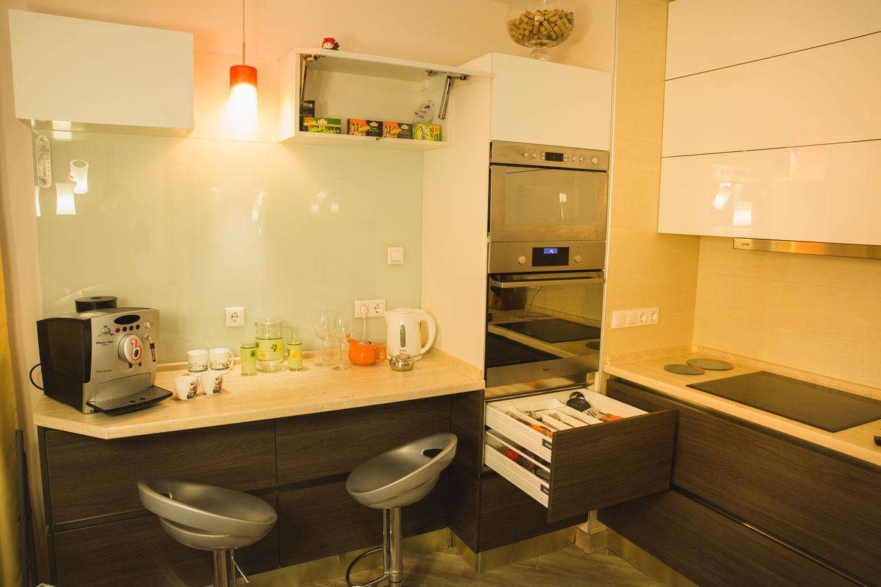 Apartments "Pleasure" Kiev Esterno foto