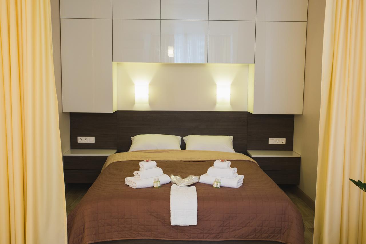 Apartments "Pleasure" Kiev Esterno foto